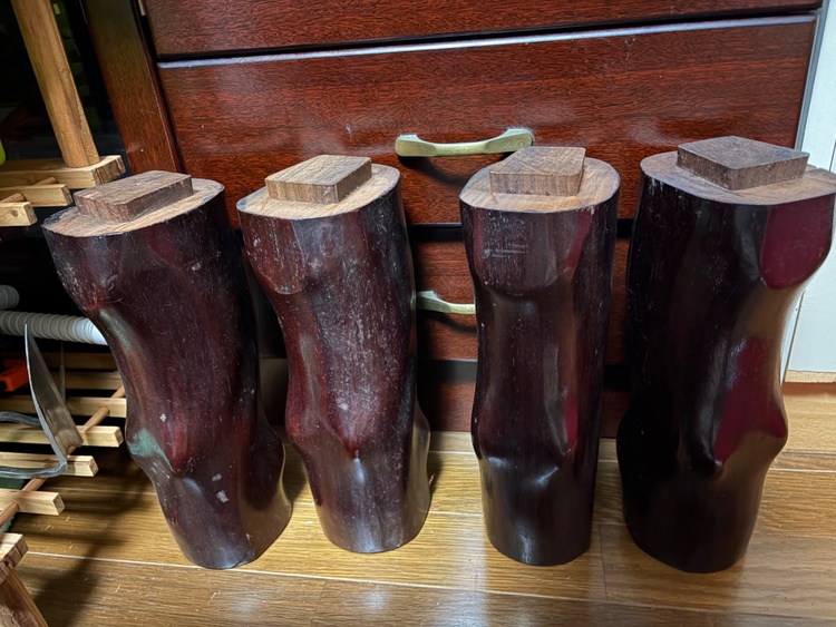 欅一枚板の座卓（美術品・骨董品）の商品画像 - 査定依頼日：2026年1月31日 - 最高査定価格：100,000円