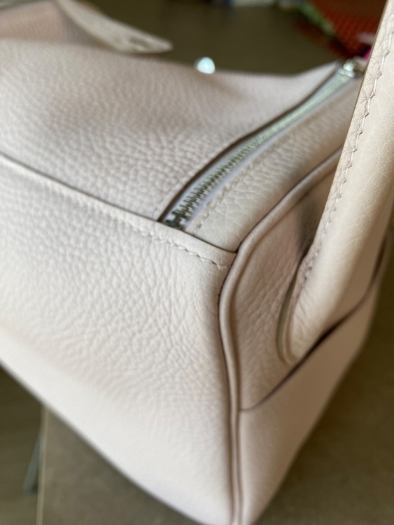 エルメス リンディ （ブランドバッグ）の商品画像 - 査定依頼日：2025年9月9日 - 最高査定価格：1,300,000円