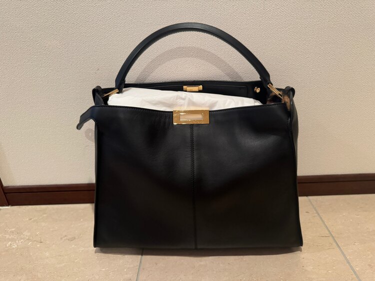 FENDI ピーカーブー（ブランドバッグ）の商品画像 - 査定依頼日：2025年4月9日 - 最高査定価格：150,000円