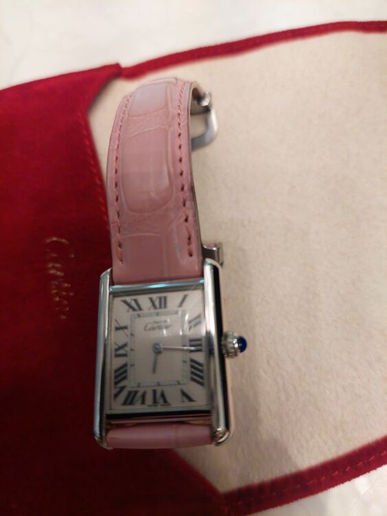 カルティエ タンク （高級時計）の商品画像 - 査定依頼日：2025年6月7日 - 最高査定価格：250,000円