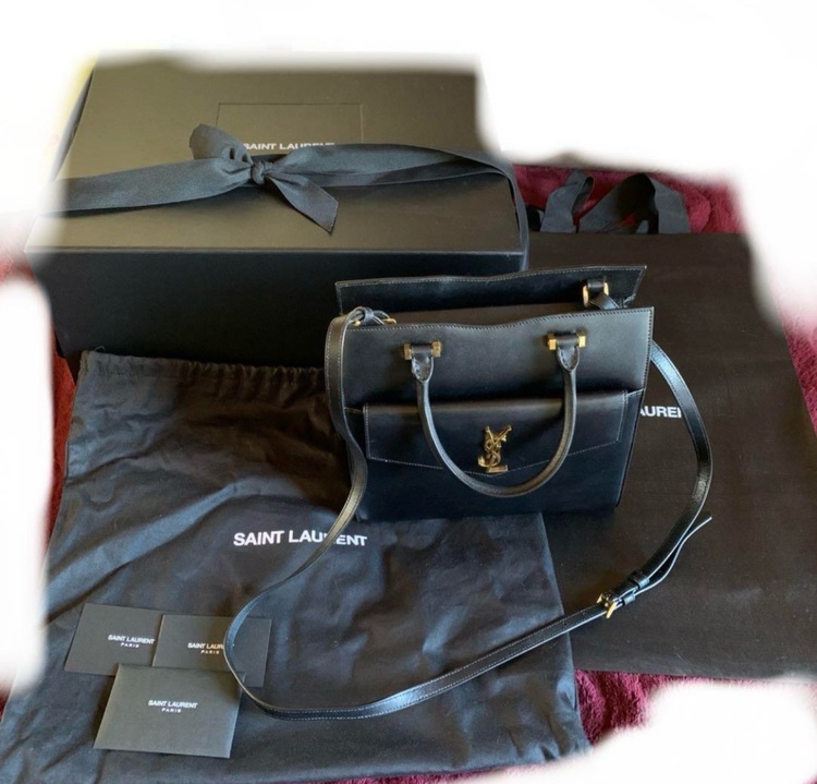 イブサンローラン  （ブランドバッグ）の商品画像 - 査定依頼日：2025年10月7日 - 最高査定価格：150,000円