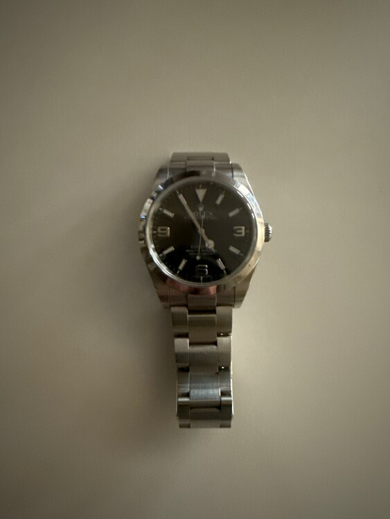 ロレックス エクスプローラー 21427（高級時計）の商品画像 - 査定依頼日：2025年1月17日 - 最高査定価格：1,100,000円