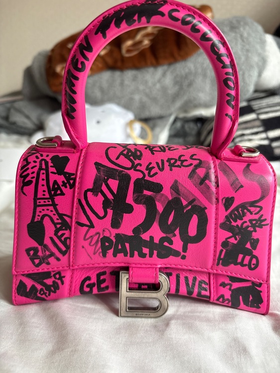 バレンシアガ  （ブランドバッグ）の商品画像 - 査定依頼日：2025年9月23日 - 最高査定価格：115,000円