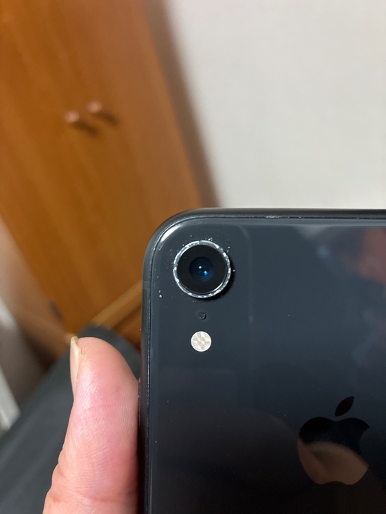 iPhone iPhoneXR 64GB au（スマホ）の商品画像 - 査定依頼日：2026年7月7日 - 最高査定価格：6,000円
