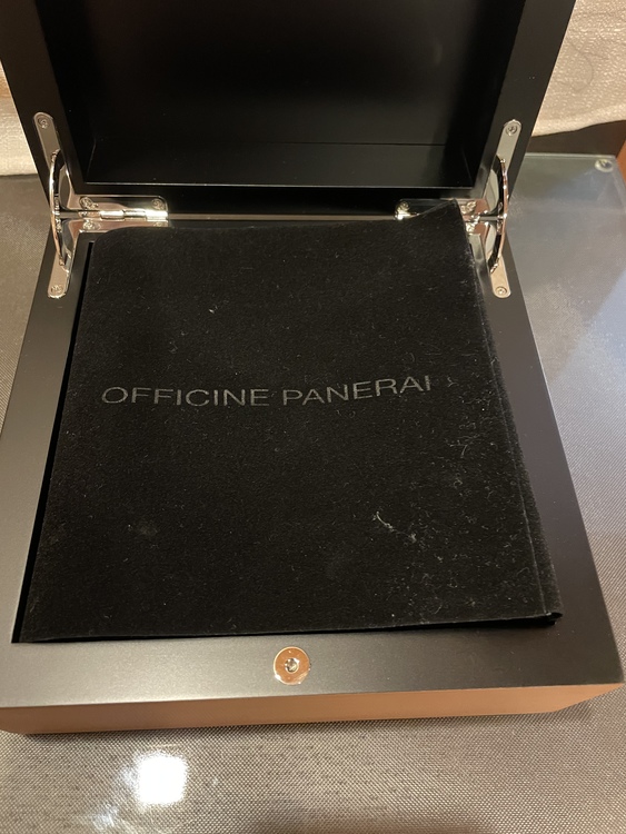 ルミノール　サブマーシブル（高級時計）の商品画像 - 査定依頼日：2022年9月7日 - 最高査定価格：420,000円