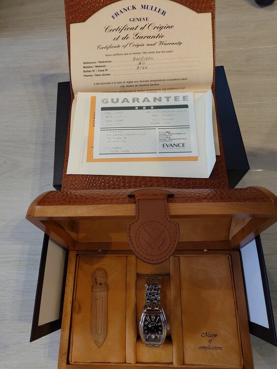 フランクミュラー コンキスタドール 8005（高級時計）の商品画像 - 査定依頼日：2025年11月23日 - 最高査定価格：305,000円