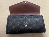 ポルトフォイユ サラ（ブランド財布・小物）の商品画像 - 査定依頼日：2025年12月16日 - 最高査定価格：15,000円