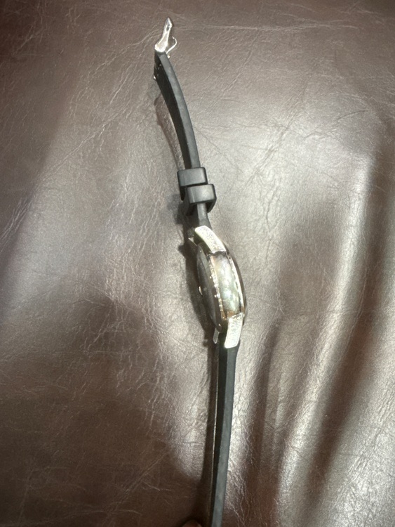 その他 その他 エベラール　クロノよを（高級時計）の商品画像 - 査定依頼日：2025年9月6日 - 最高査定価格：250,000円