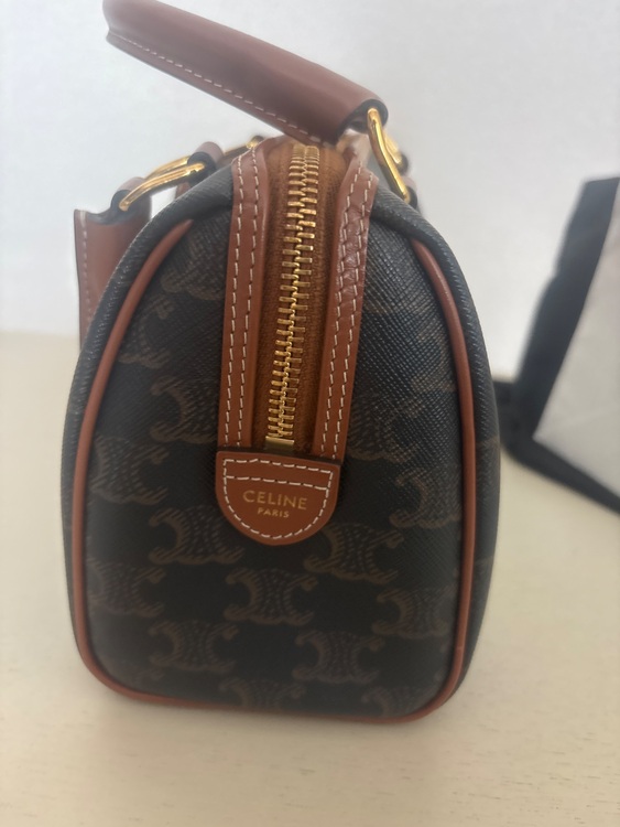 セリーヌ  （ブランドバッグ）の商品画像 - 査定依頼日：2025年6月7日 - 最高査定価格：150,000円