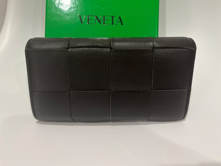 ボッテガ・ヴェネタ  （ブランドバッグ）の商品画像 - 査定依頼日：2025年7月1日 - 最高査定価格：35,000円