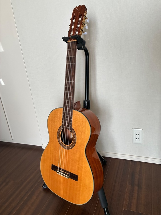 Matsuoka Guitar MC-70S（ピアノ・楽器・PA機材）の商品画像 - 査定依頼日：2026年6月4日 - 最高査定価格：12,000円