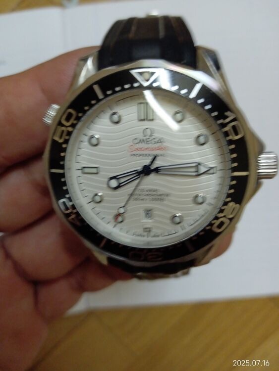 300メートルＤＶＥＲ（高級時計）の商品画像 - 査定依頼日：2025年7月16日 - 最高査定価格：580,000円