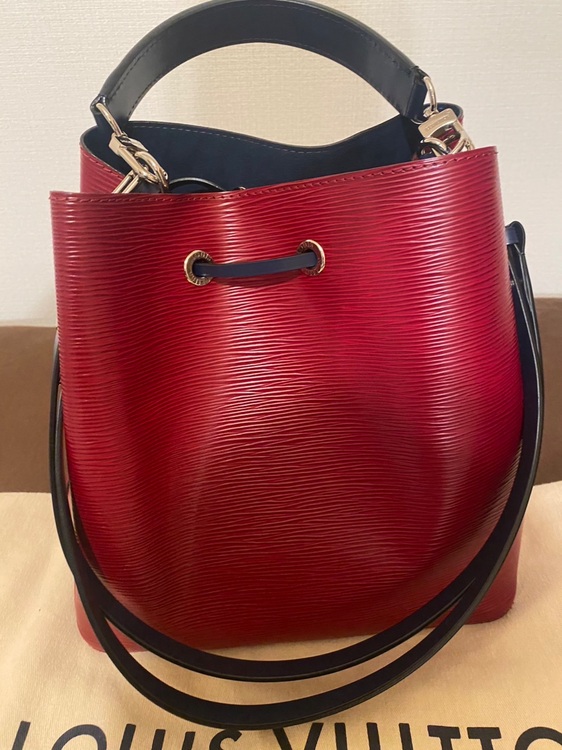 ネオノエ（ブランドバッグ）の商品画像 - 査定依頼日：2025年10月2日 - 最高査定価格：125,000円