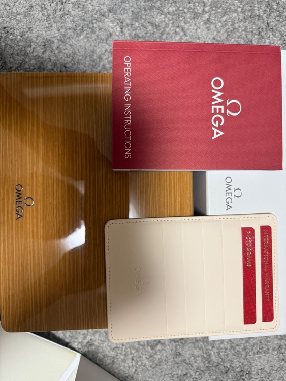 オメガ スピードマスター （高級時計）の商品画像 - 査定依頼日：2025年8月10日 - 最高査定価格：420,000円