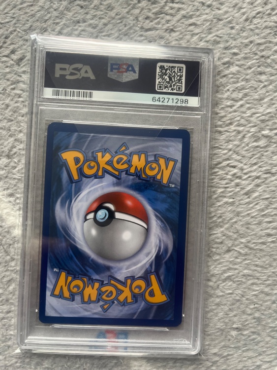 帽子リーリエ英語版（トレカ）の商品画像 - 査定依頼日：2026年3月29日 - 最高査定価格：10,000円