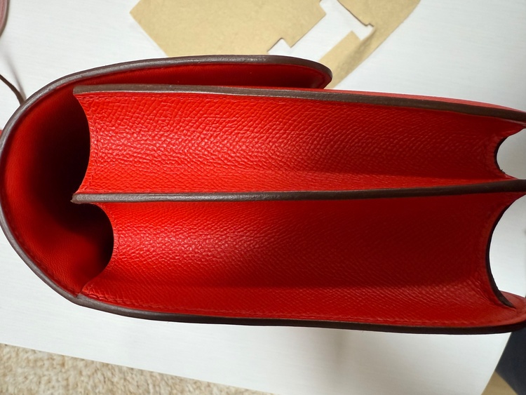 エルメス コンスタンス （ブランドバッグ）の商品画像 - 査定依頼日：2025年12月13日 - 最高査定価格：1,200,000円