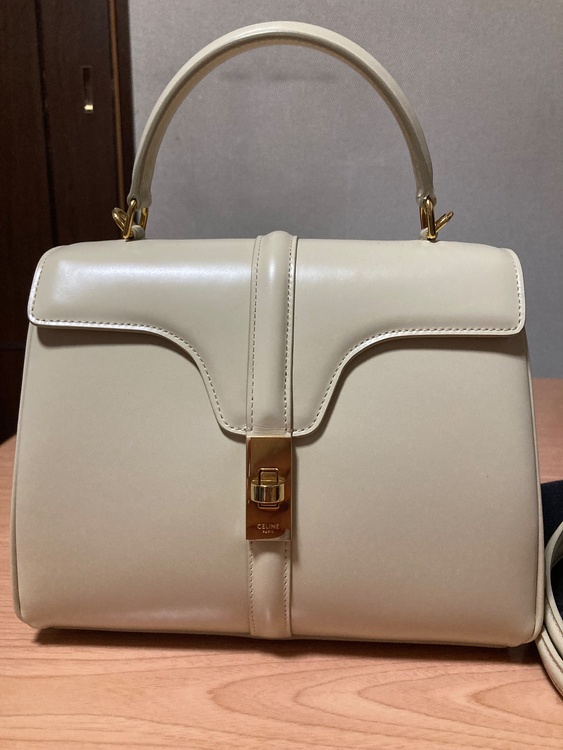 セーズスモールベージュ（ブランドバッグ）の商品画像 - 査定依頼日：2025年12月9日 - 最高査定価格：180,000円