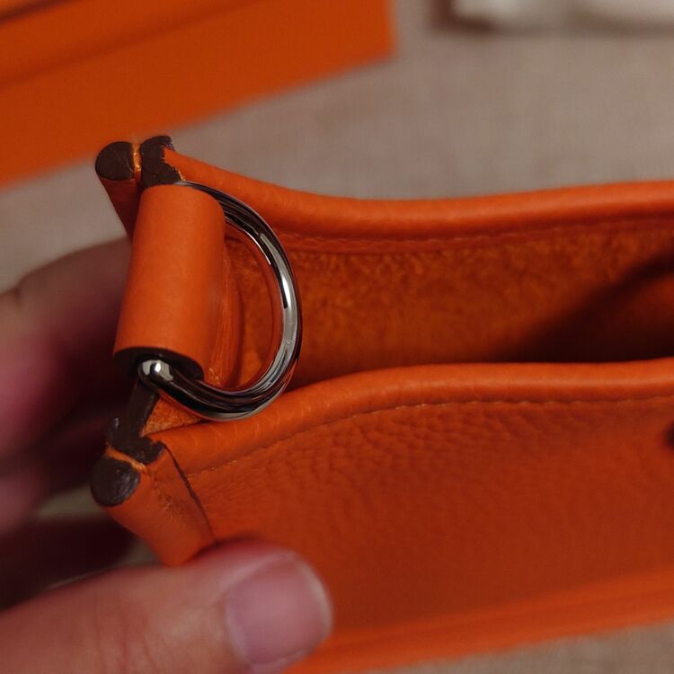 エブリンアマゾーヌ（ブランドバッグ）の商品画像 - 査定依頼日：2025年6月20日 - 最高査定価格：450,000円