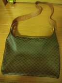 ショルダーバック（ブランドバッグ）の商品画像 - 査定依頼日：2025年3月29日 - 最高査定価格：7,000円