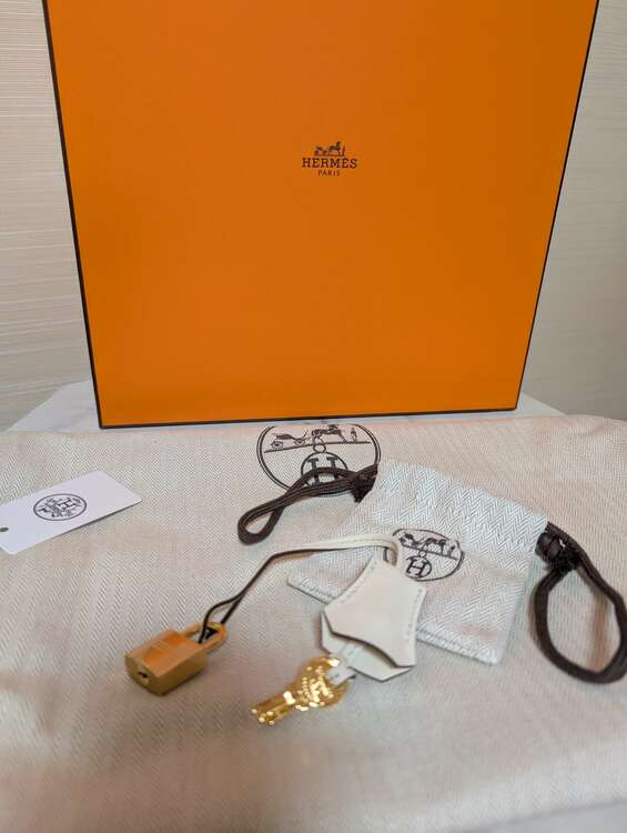 エルメス ケリー （ブランドバッグ）の商品画像 - 査定依頼日：2025年4月30日 - 最高査定価格：2,100,000円