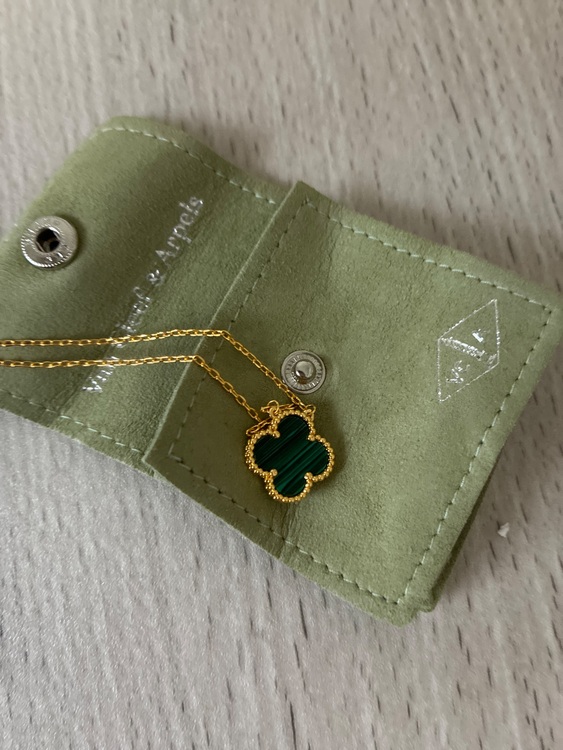 ヴィンテージ アルハンブラ ペンダント（金・貴金属）の商品画像 - 査定依頼日：2025年8月23日 - 最高査定価格：330,000円