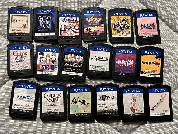 vita.switchlight.3DS（ゲーム機本体・ゲームソフト）の商品画像 - 査定依頼日：2022年9月29日 - 最高査定価格：50,000円