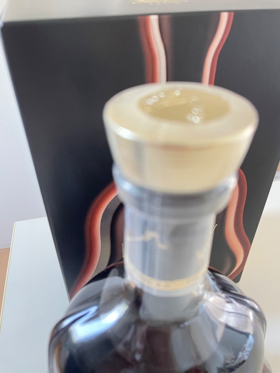 XO （お酒）の商品画像 - 査定依頼日：2026年4月22日 - 最高査定価格：15,000円