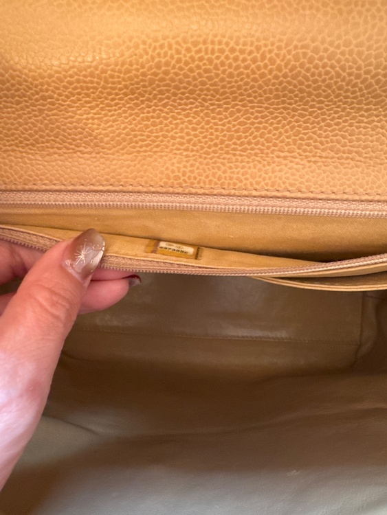 ハンドバッグ（ブランドバッグ）の商品画像 - 査定依頼日：2026年3月6日 - 最高査定価格：300,000円