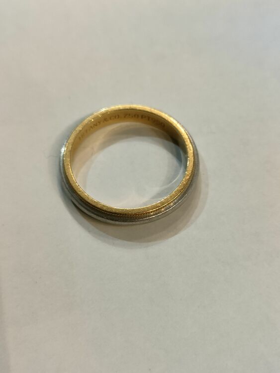 ティファニー ミルグレイン指輪 プラチナPT950/K18YG（金・貴金属）の商品画像 - 査定依頼日：2025年11月14日 - 最高査定価格：70,000円