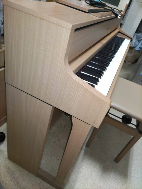 HP605-NB（ピアノ・楽器・PA機材）の商品画像 - 査定依頼日：2025年9月29日 - 最高査定価格：8,000円