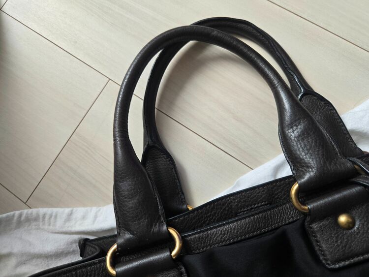 プラダ  （ブランドバッグ）の商品画像 - 査定依頼日：2025年10月24日 - 最高査定価格：30,000円