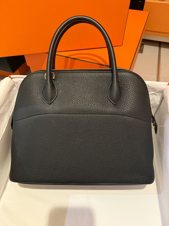 ボリード31 黒、ゴールド金具（ブランドバッグ）の商品画像 - 査定依頼日：2026年1月19日 - 最高査定価格：900,000円