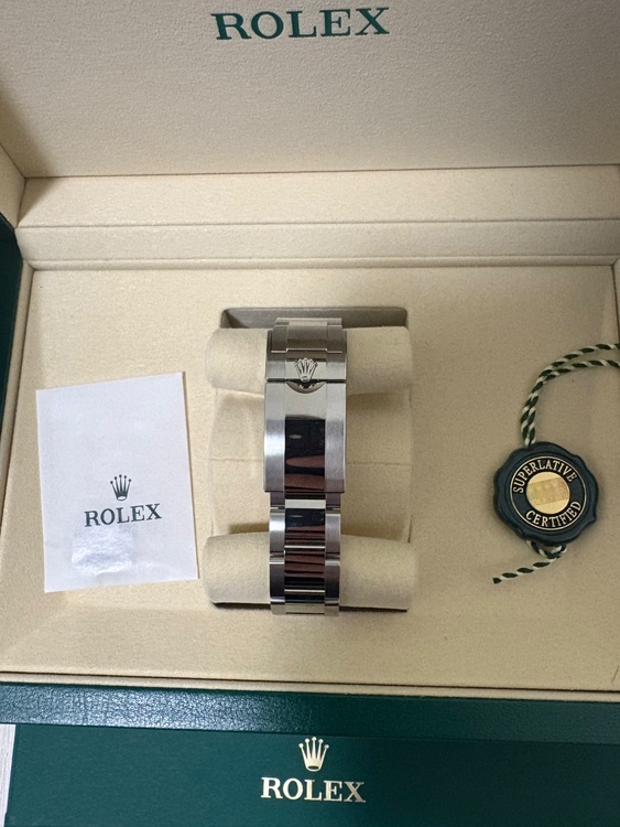 ロレックス GMTマスター 126710bln（高級時計）の商品画像 - 査定依頼日：2026年1月11日 - 最高査定価格：2,850,000円