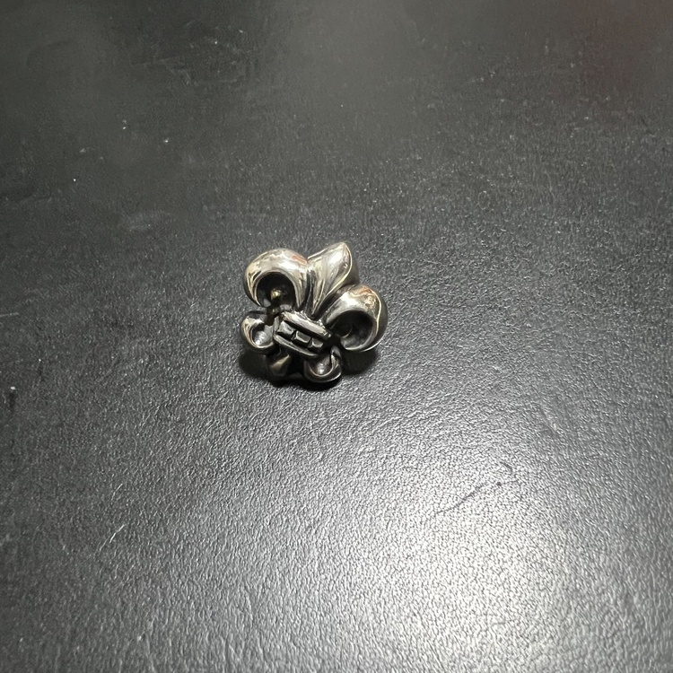 BSフレア　ピンズ（古着・ファッション）の商品画像 - 査定依頼日：2026年1月5日 - 最高査定価格：50,000円