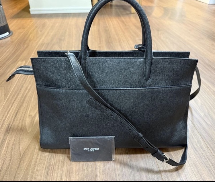 イブサンローラン  （ブランドバッグ）の商品画像 - 査定依頼日：2026年1月7日 - 最高査定価格：80,000円