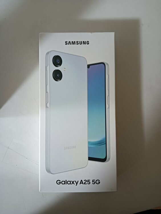 Galaxy Galaxy A25 シリーズ 楽天モバイル（スマホ）の商品画像 - 査定依頼日：2026年10月1日 - 最高査定価格：10,000円