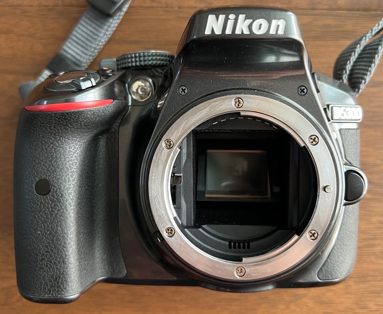 D5300（カメラ）の商品画像 - 査定依頼日：2026年3月19日 - 最高査定価格：17,100円