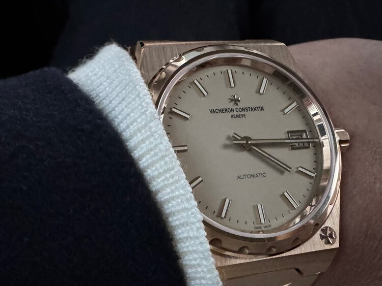 ヴァシュロン コンスタンタン その他 4500H/222J-B93（高級時計）の商品画像 - 査定依頼日：2025年5月4日 - 最高査定価格：9,200,000円