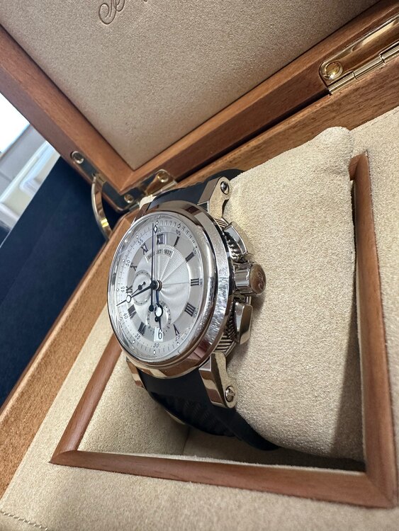 クロノグラフ　REF:5827（高級時計）の商品画像 - 査定依頼日：2025年2月6日 - 最高査定価格：2,330,000円