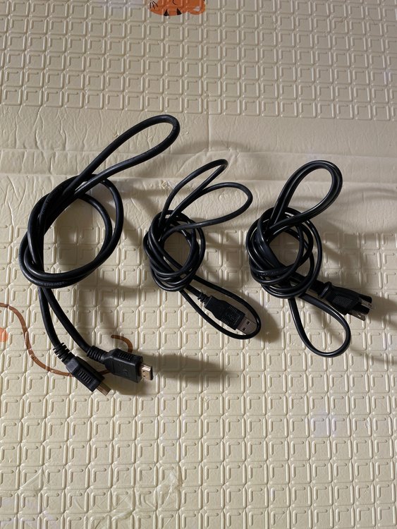 SONY PS4（ゲーム機本体・ゲームソフト）の商品画像 - 査定依頼日：2023年1月30日 - 最高査定価格：10,000円