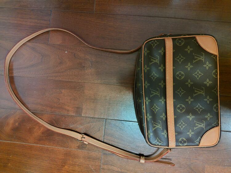 トロカデロ27（ブランドバッグ）の商品画像 - 査定依頼日：2025年8月21日 - 最高査定価格：35,000円