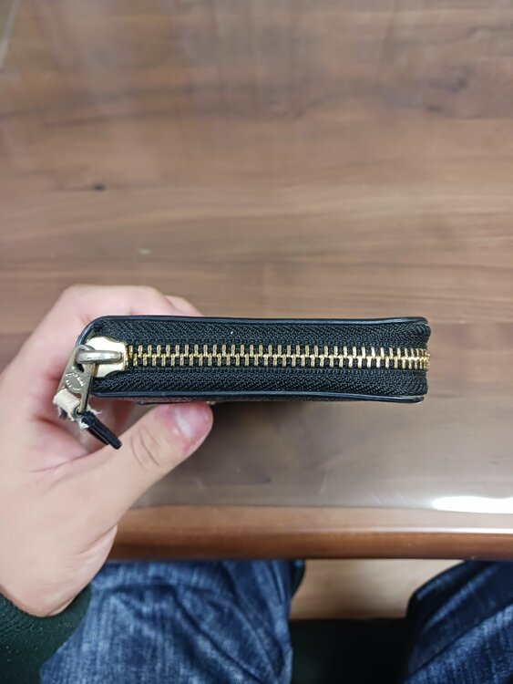 財布（古着・ファッション）の商品画像 - 査定依頼日：2026年3月5日 - 最高査定価格：1,500円