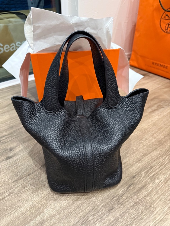 エルメス ピコタン （ブランドバッグ）の商品画像 - 査定依頼日：2025年6月16日 - 最高査定価格：550,000円