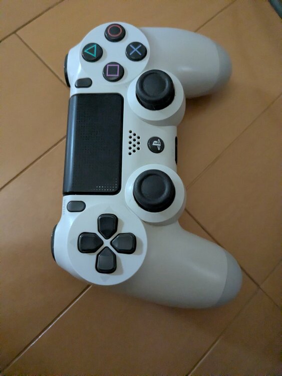 PS4 本体 CUH2100A（ゲーム機本体・ゲームソフト）の商品画像 - 査定依頼日：2026年7月25日 - 最高査定価格：11,000円