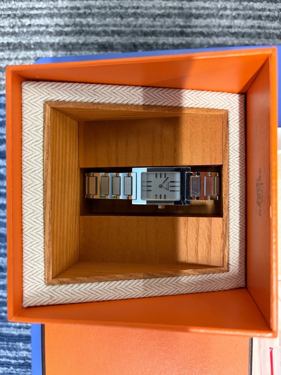 エルメス（高級時計）の商品画像 - 査定依頼日：2026年4月6日 - 最高査定価格：65,000円