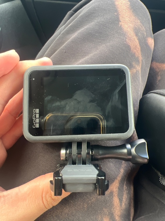 GoPro HERO9 Black（カメラ）の商品画像 - 査定依頼日：2026年9月22日 - 最高査定価格：11,000円