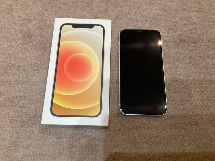 iPhone iPhone 12 64GB Softbank（スマホ）の商品画像 - 査定依頼日：2026年9月23日 - 最高査定価格：23,000円