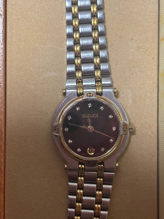 GUCCI女性用時計（高級時計）の商品画像 - 査定依頼日：2025年11月4日 - 最高査定価格：12,000円