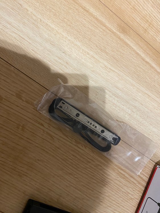 任天堂　SWITCH （ゲーム機本体・ゲームソフト）の商品画像 - 査定依頼日：2023年11月12日 - 最高査定価格：13,000円