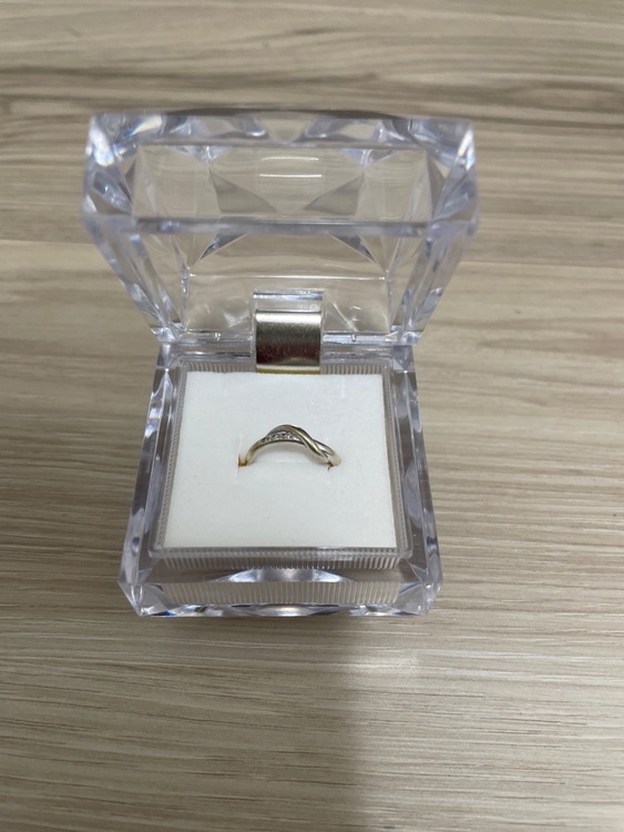 分かりません。（宝石）の商品画像 - 査定依頼日：2026年4月1日 - 最高査定価格：50,000円